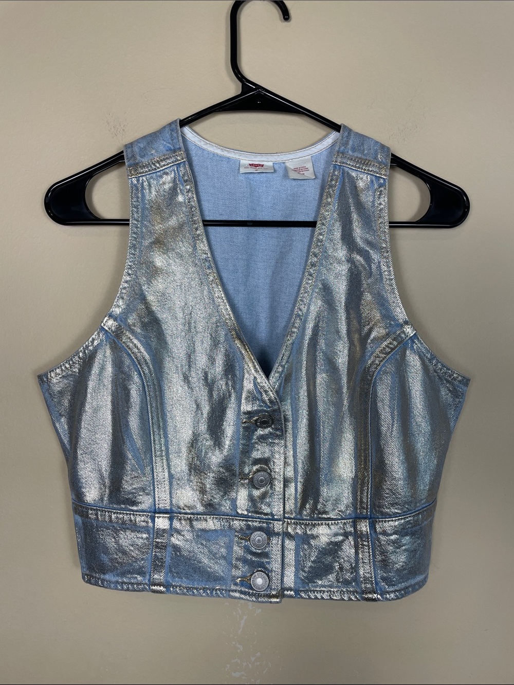 Levi’s Women’s Gold Metallic Denim Western Y2K Style Button-Up Cropped Vest